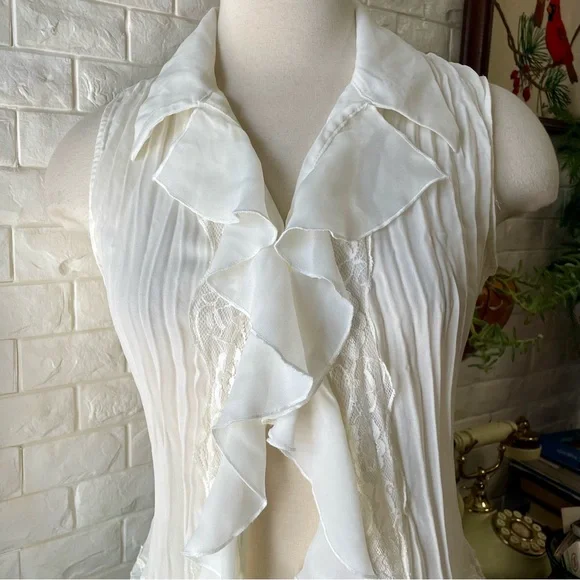 SOLD Vintage Y2K Early 2000s Whimsigoth White Chiffon + Lace Ruffle Hem Top - Picture 4 of 15